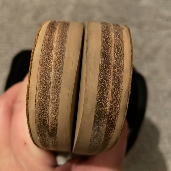 2 for $68 - TOMS Ortholite Vegan Slides - Picture 5 of 5